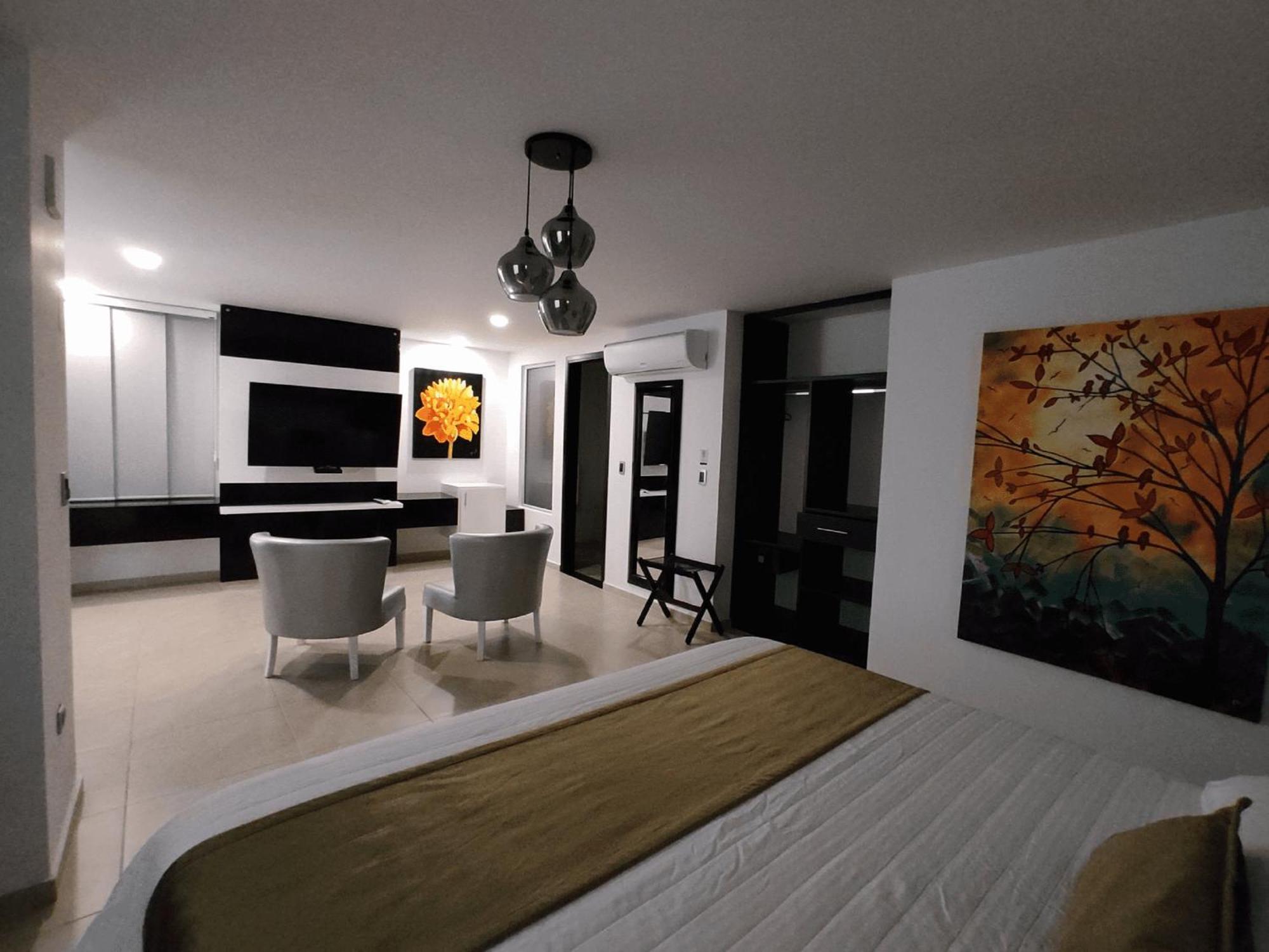 Hotel Andinos Plaza Florencia ภายนอก รูปภาพ